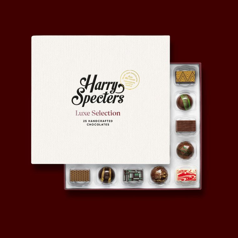 The Bespoke Wedding Luxe 25 Chocolates Box